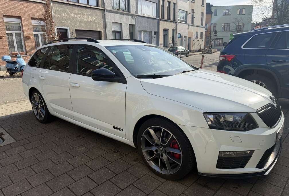 Skoda Octavia SW RS 2.0 TFSI RS230