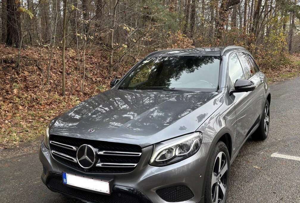 Mercedes-Benz d 4Matic 9G-TRONIC Exclusive