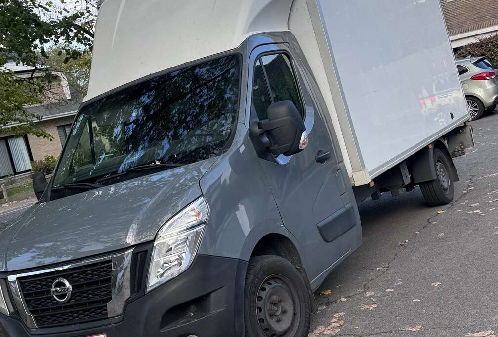 Nissan L4H2 3,5 dCi 145 RWD ST N-Connecta