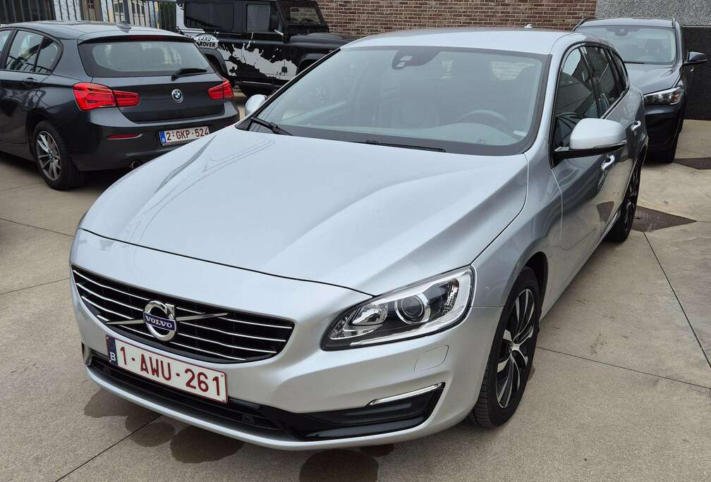 Volvo V60 2.0 D4 Luxury Edition Gear.