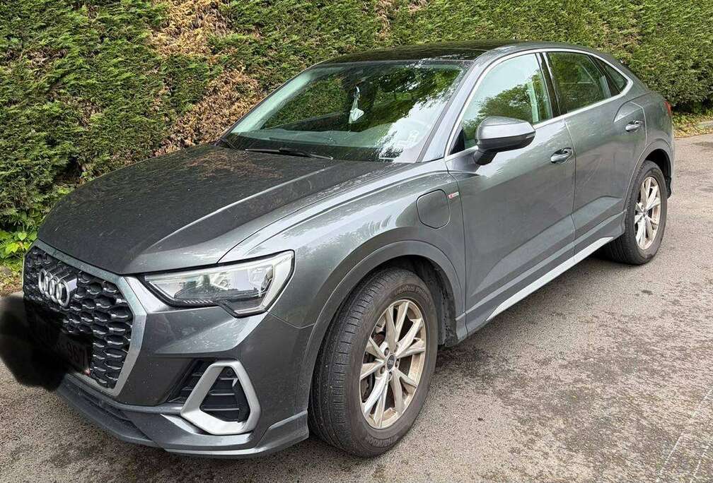 Audi Q3 PHEV 45 TFSIe S line S tronic (180 kW)