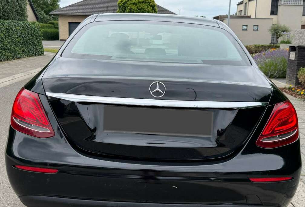 Mercedes-Benz Mercedes E 200