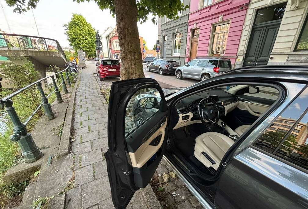 BMW pano/xenon/automaat/gps/cruise/2017 top conditie