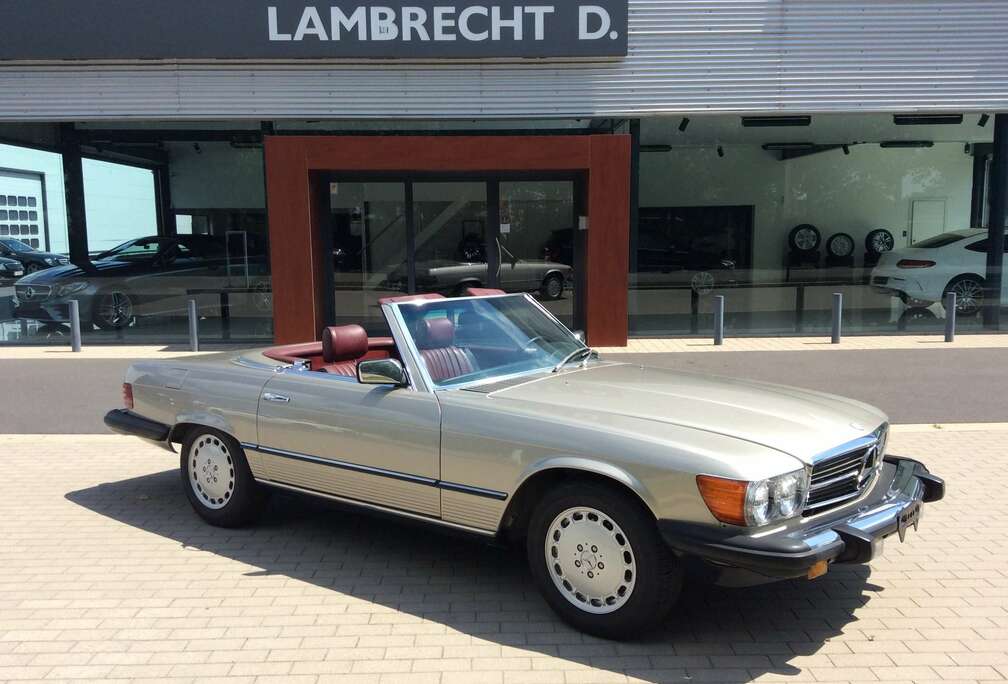 Mercedes-Benz nieuwe staat met hardtop