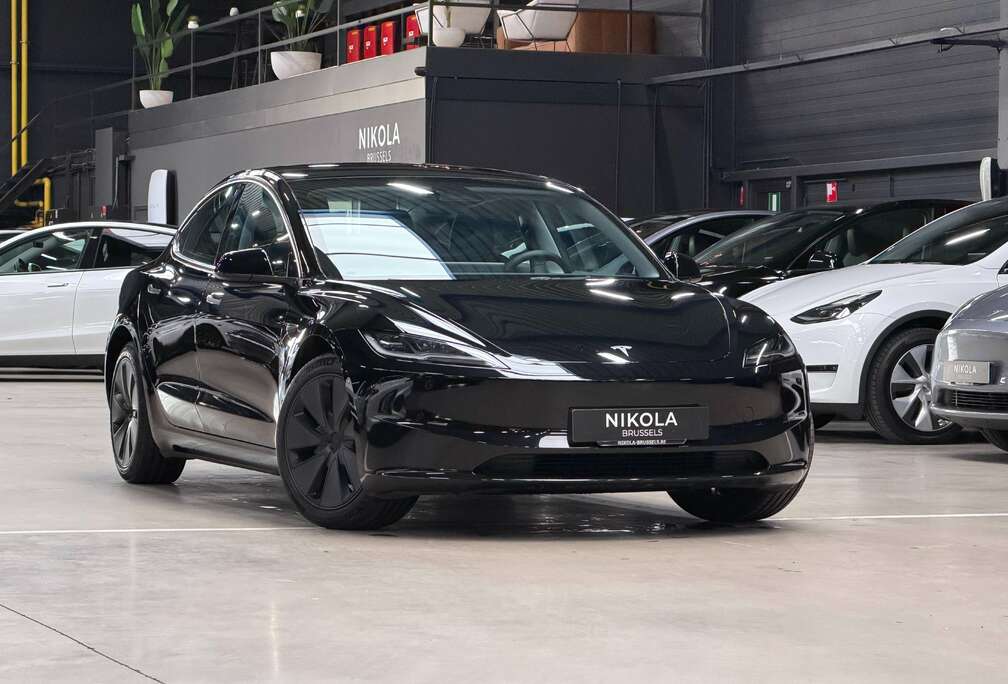 Tesla LONG RANGE - AWD - HIGHLAND - AUTOPILOT