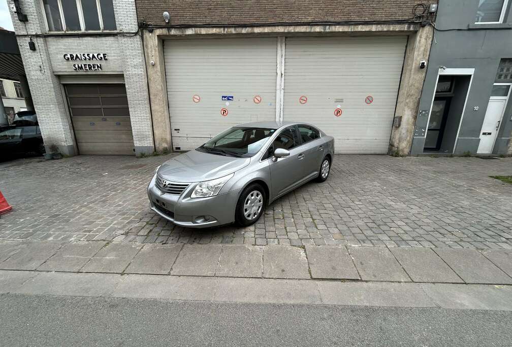 Toyota 1.8i AIRCO DIGITAL CLIMATISÉ BELGIUM CAR