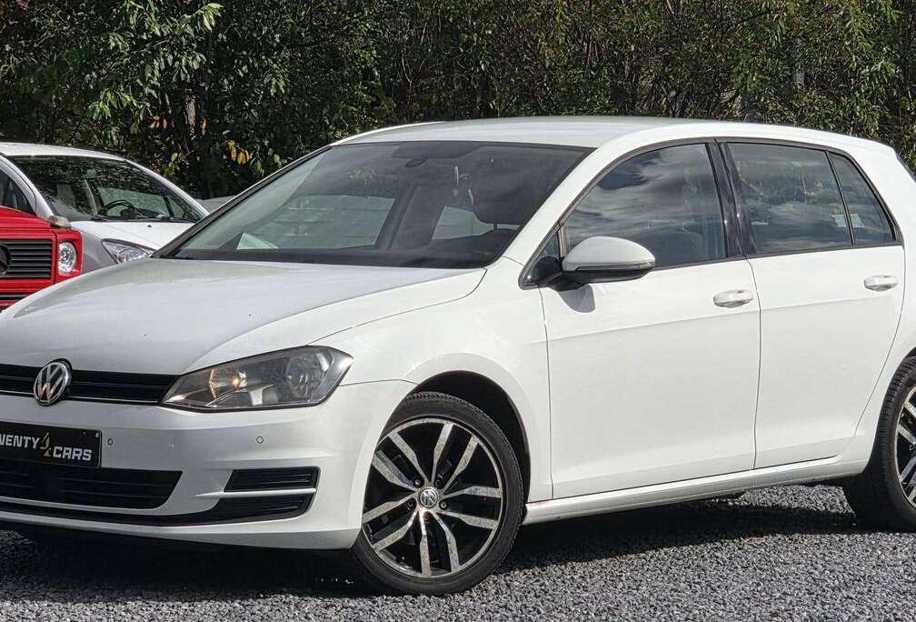 Volkswagen Navi CruiseC 5Deurs ParkeerS 2014 90Pk