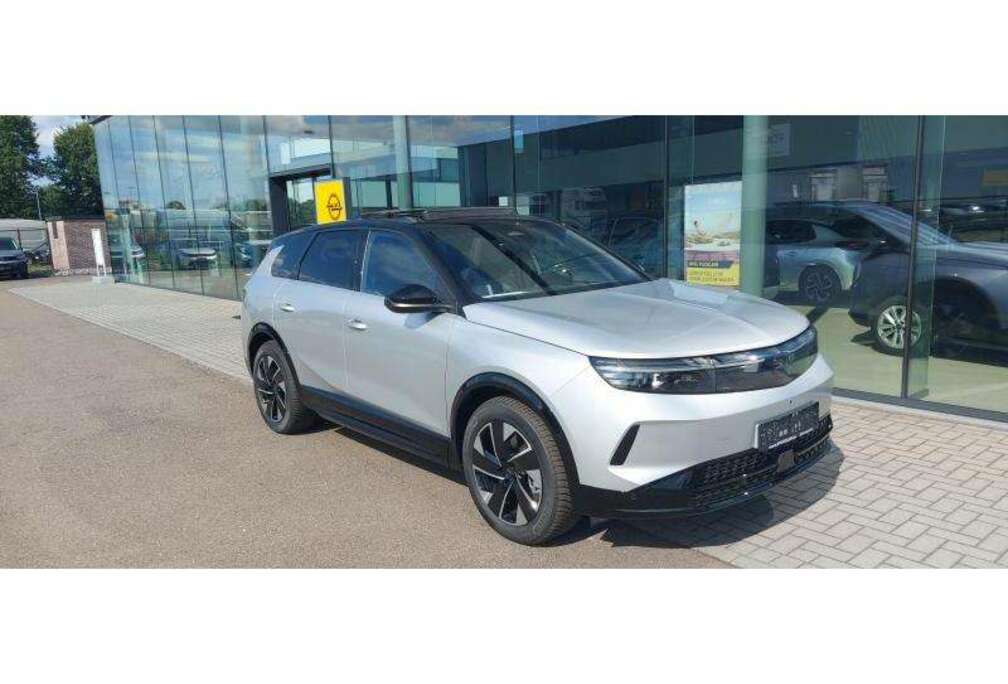 Opel mild Hybrid Navi, Camera, elektr koffer