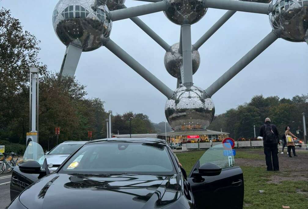 Peugeot Hybrid 225 e-EAT8 Allure Pack