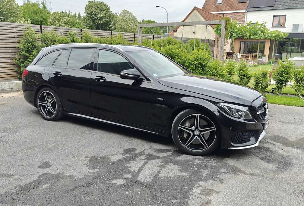 Mercedes-Benz AMG 4Matic T 7G-TRONIC