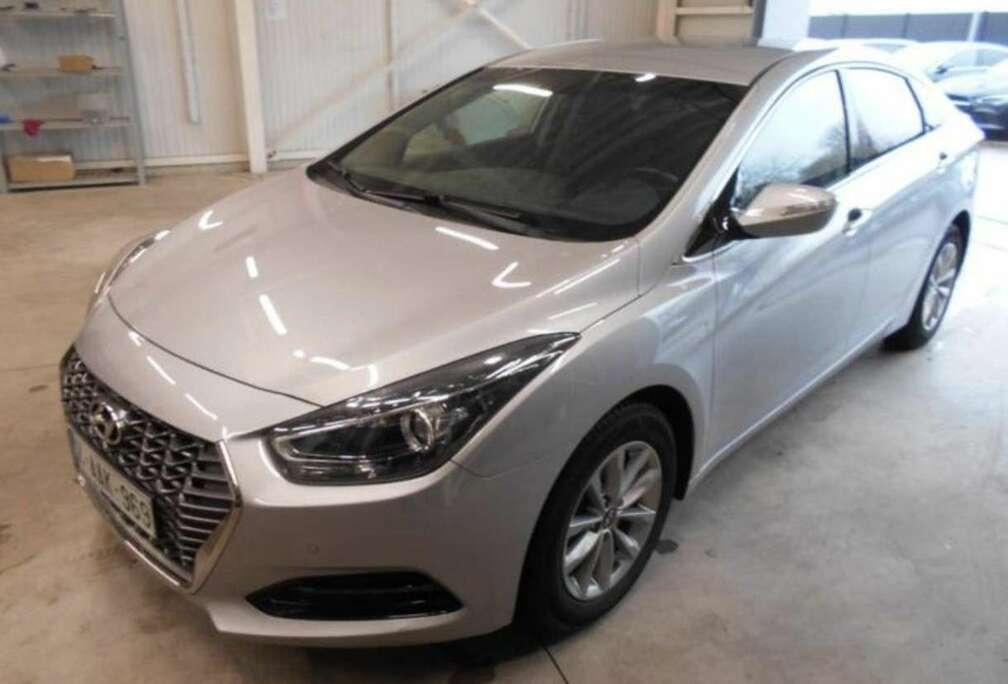 Hyundai 1.6 BENZ/90000KM/NAVI/AIRCO/CRUISE/CAMERA/GARANTIE