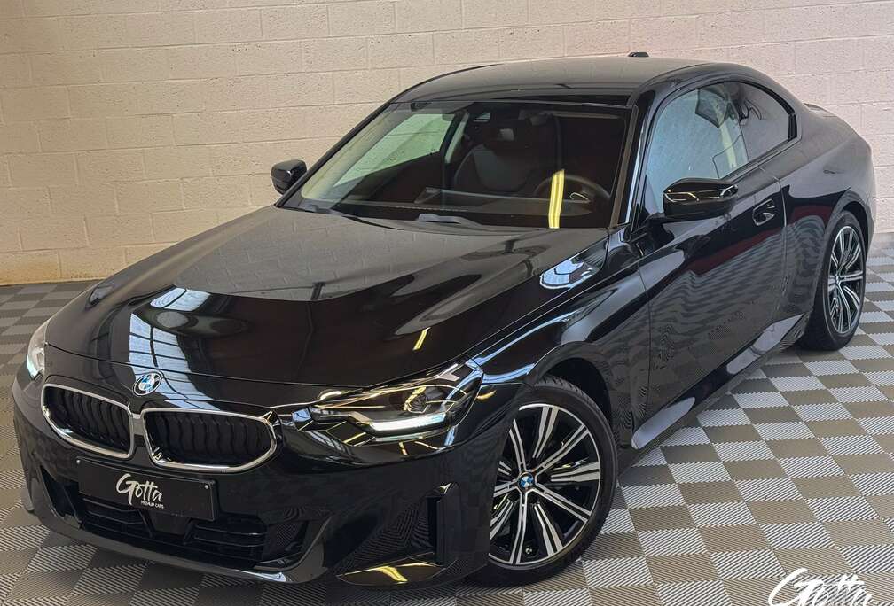 BMW i Coupé 156CH**SHADOW/CARPLAY/CAMERA/Look Pack M