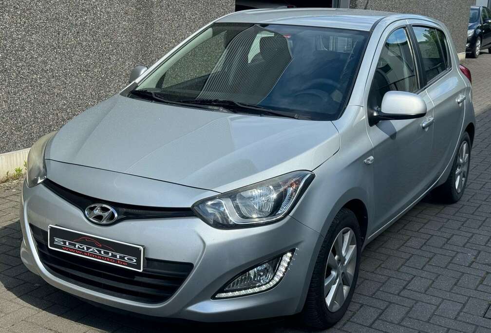 Hyundai 1.2i Lounge