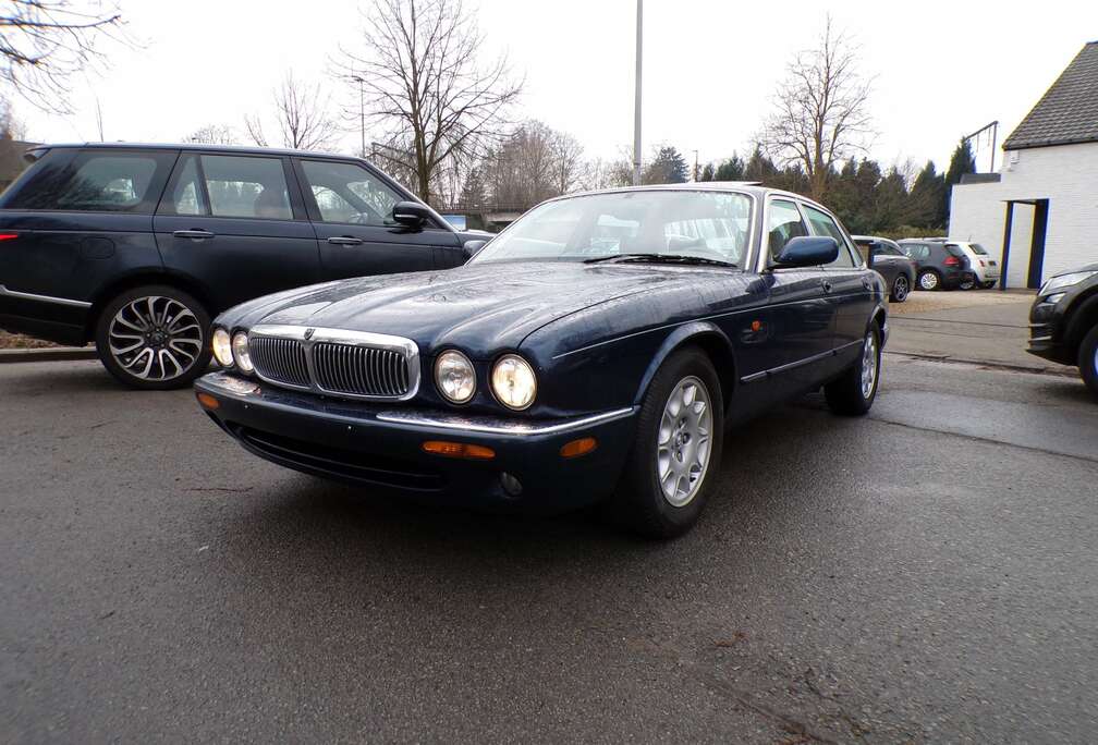 Jaguar SOVEREIGN 3.2i V8 32v TOPSTAAT BELGISCHE WAGEN.