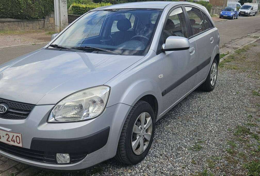 Kia Rio 1.5 CRDi VGT EX