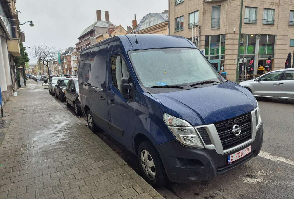 Nissan 2.3 dCi L1H2 AIRCO  71000 KM AVEC CT ET CAR PASS