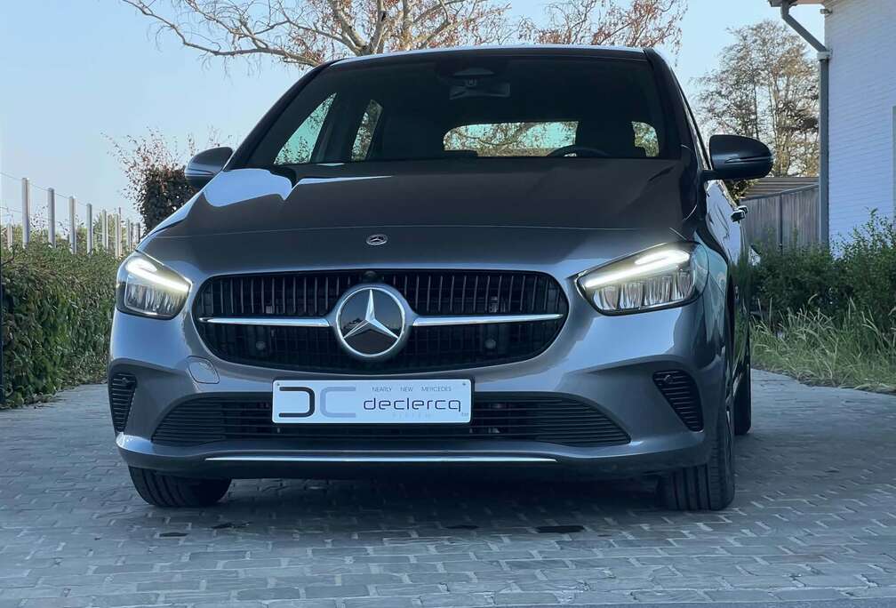 Mercedes-Benz progressive 2025 camera smartphone integratie 17\