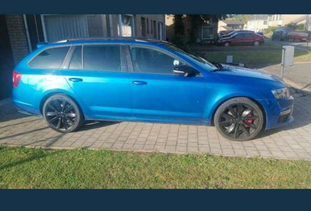 Skoda Octavia Combi 2.0 TSI (Green tec) DSG RS