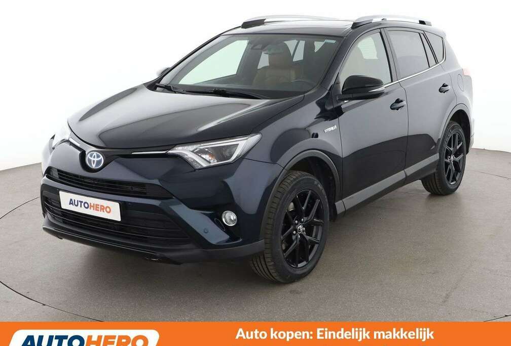 Toyota 2.5 Hybrid Active