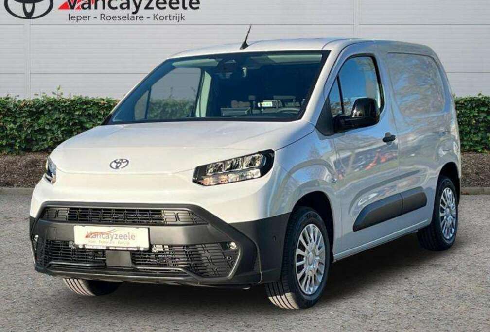 Toyota Van SWB + Comfort 1d + 21488 + BTW