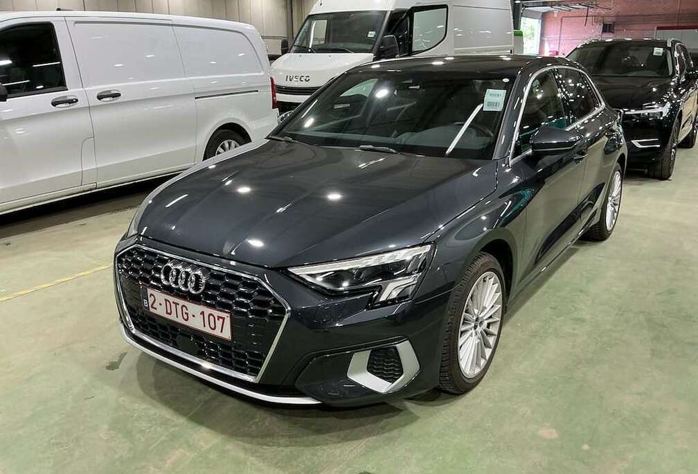 Audi A3*S LINE INTERIEUR EXTERIEUR TOIT OUVRANT GARANTIE