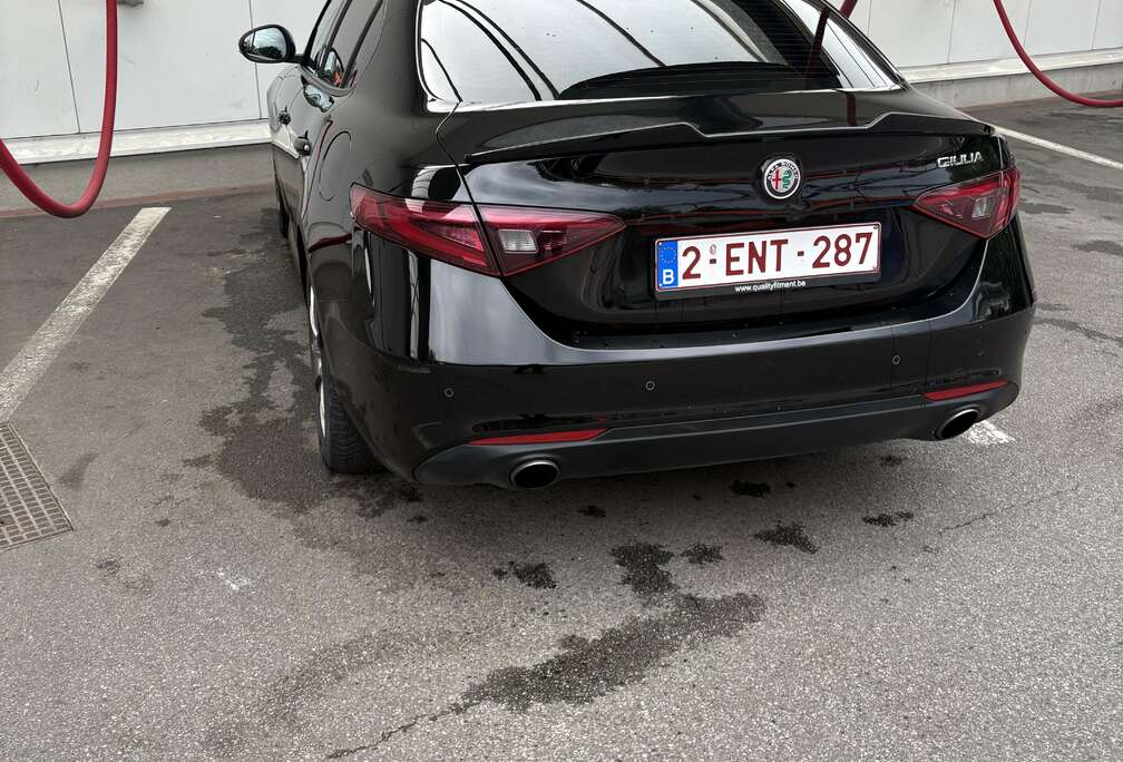 Alfa Romeo 2.0 T Super