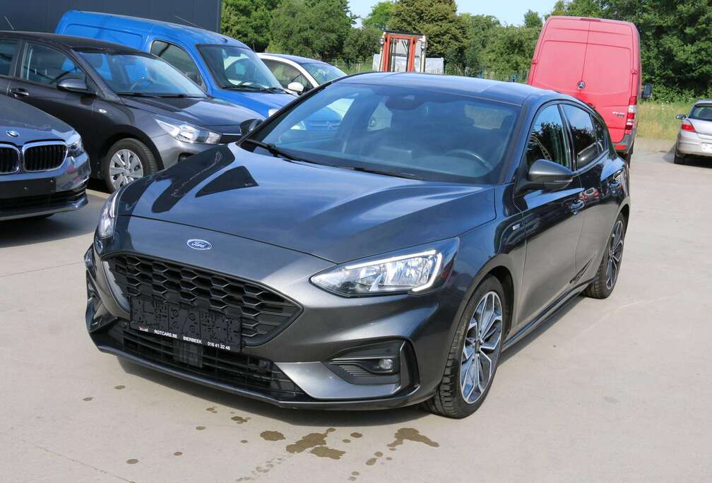Ford Focus 1.5 EcoBoost ST-Line Business
