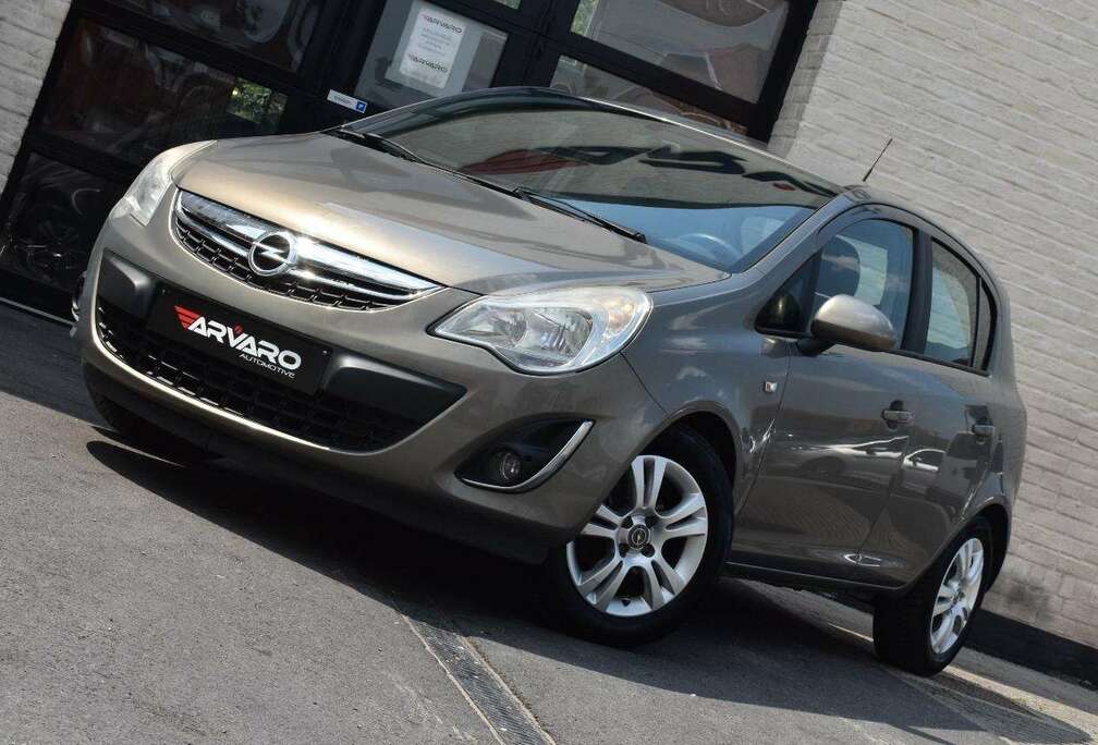 Opel 1.2i Cosmo / Airco / 1e Eig / Topstaat / Garantie