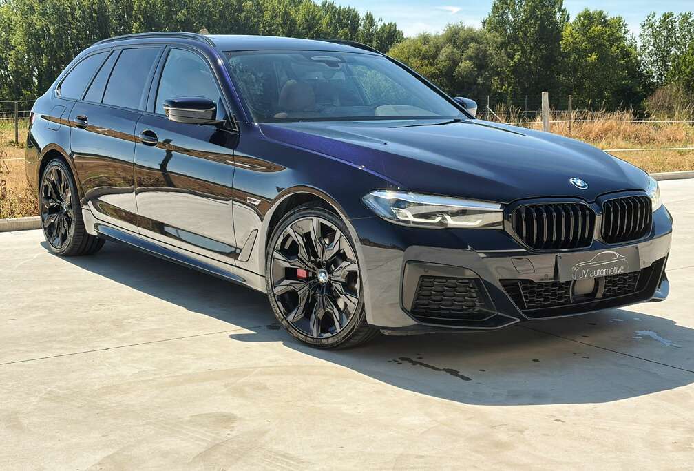 BMW Touring 530e * M-PACK * PANO * LEDER * HARMAN KARDON * CAMERA