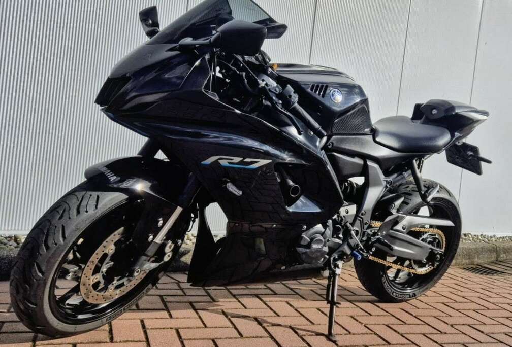 Top onderhoud - Akrapovic + Adrenaline pack