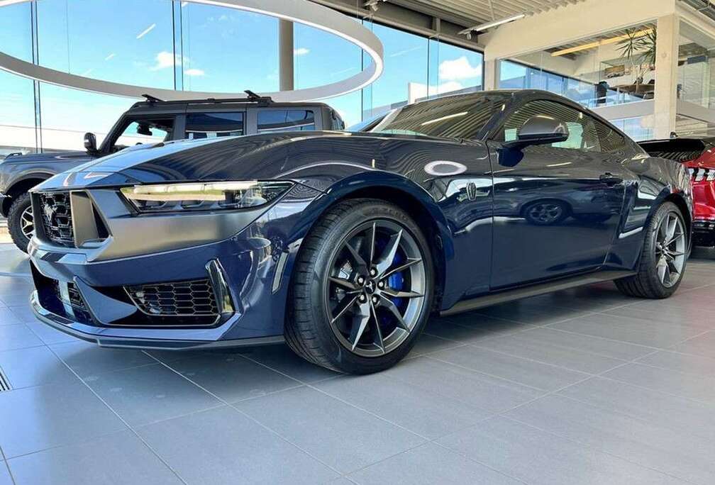 Ford Dark Horse 5.0i V8 met 453 PK DAGINSCHRIJVING