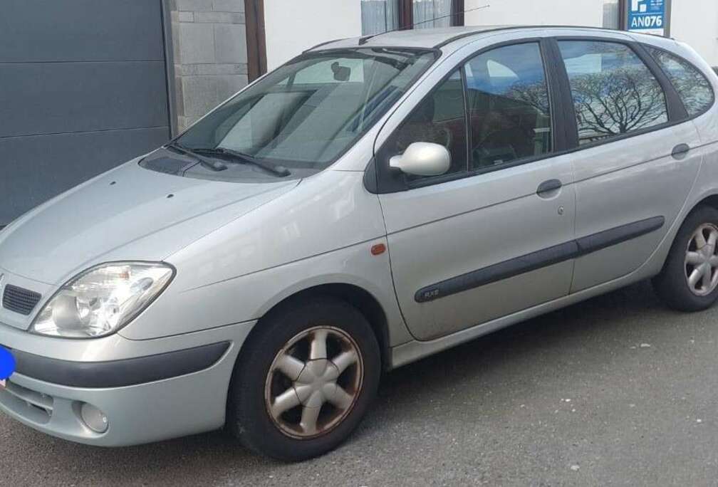 Renault Megane 1.6e RT