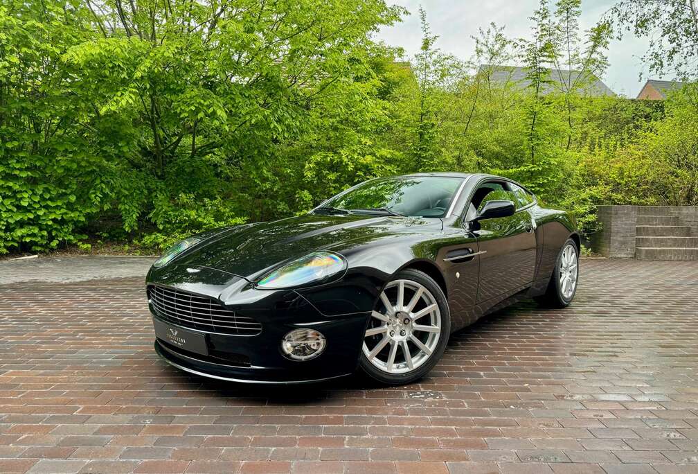 Aston Martin S 5.9i V12 - 1st paint - Perfect condition