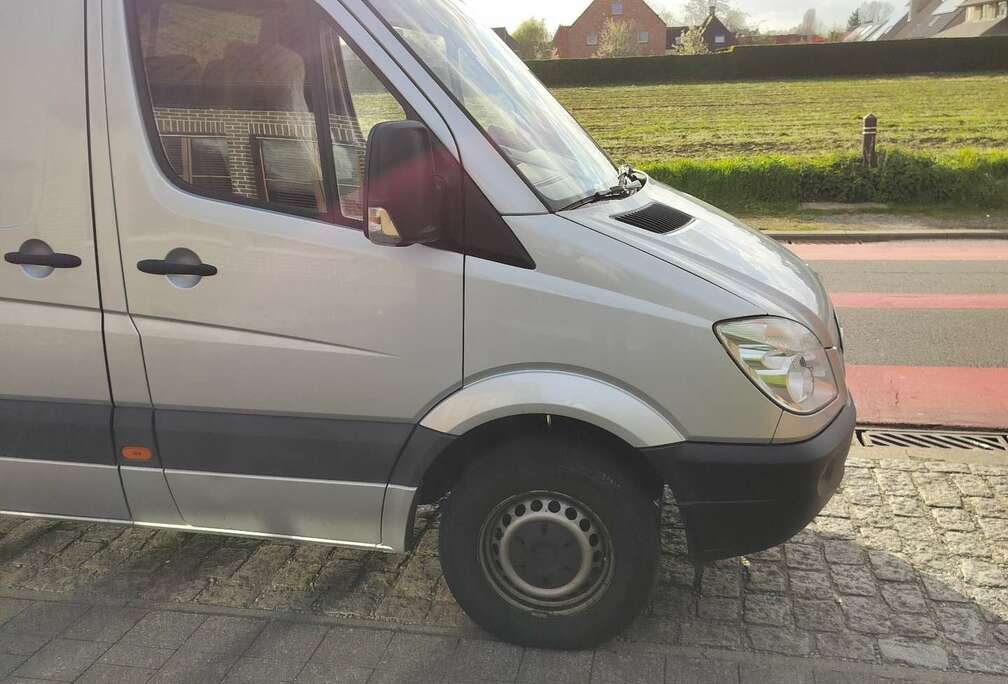 Mercedes-Benz 313 2.1 CDI A1