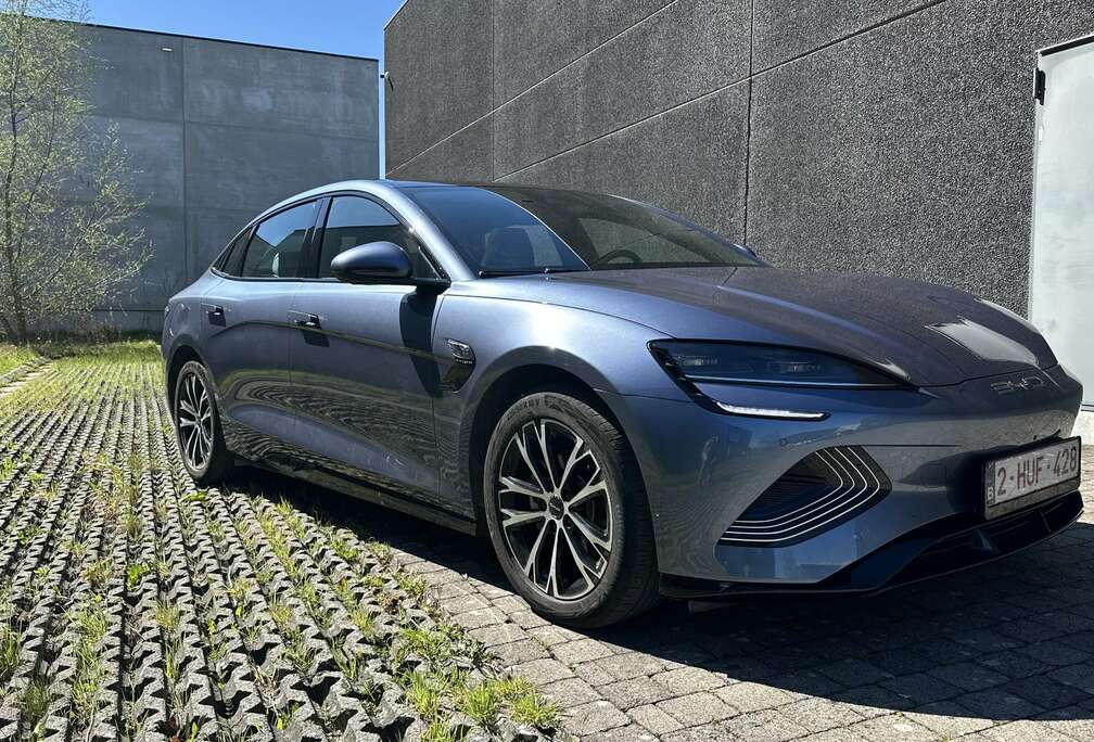 BYD 61.4 kWh Comfort