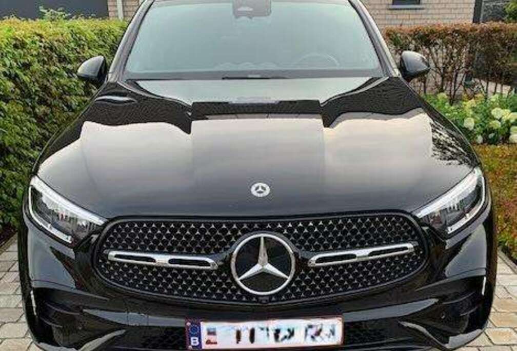 Mercedes-Benz GLC 200 Star Edition - AMG line - 4MATIC - MILD HYBRIDE