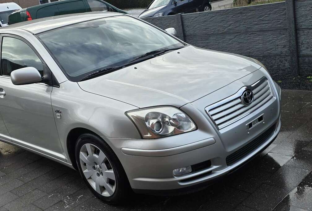 Toyota 2.0 D-4D Combi Sol