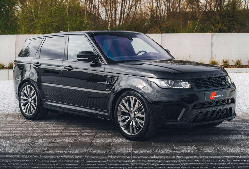 Land Rover SVR / Santorini Black / Carbon / Pano / Full Service History