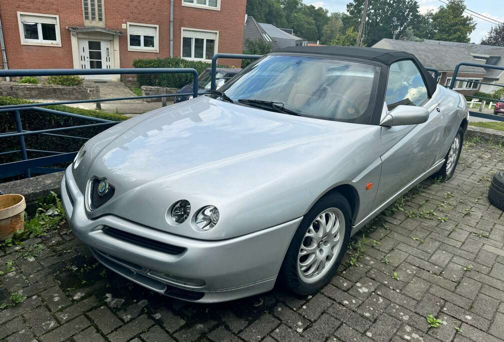 Alfa Romeo 2.0 V6  TURBO