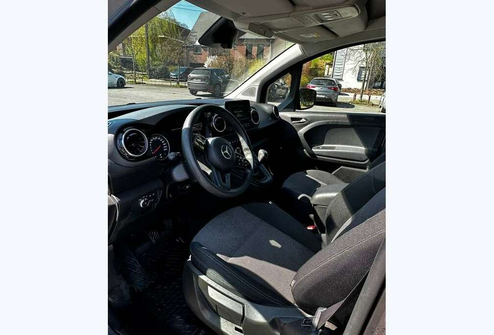 Mercedes-Benz 110 CDI Fourgon PRO Standard