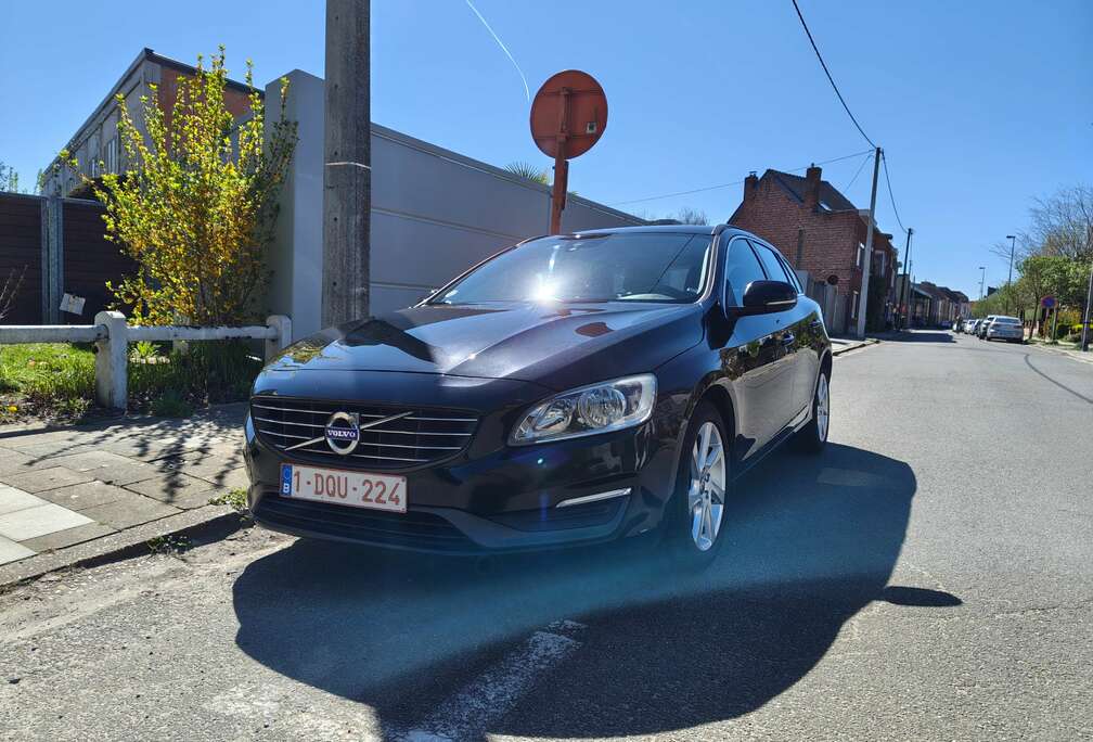Volvo V60 1.6 D2 Momentum
