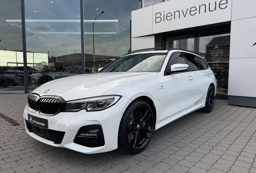BMW Touring 330eA PHEV *GARANTIE*PACK M*FEUX LASER*TOIT OUVRANT*LED AMB*