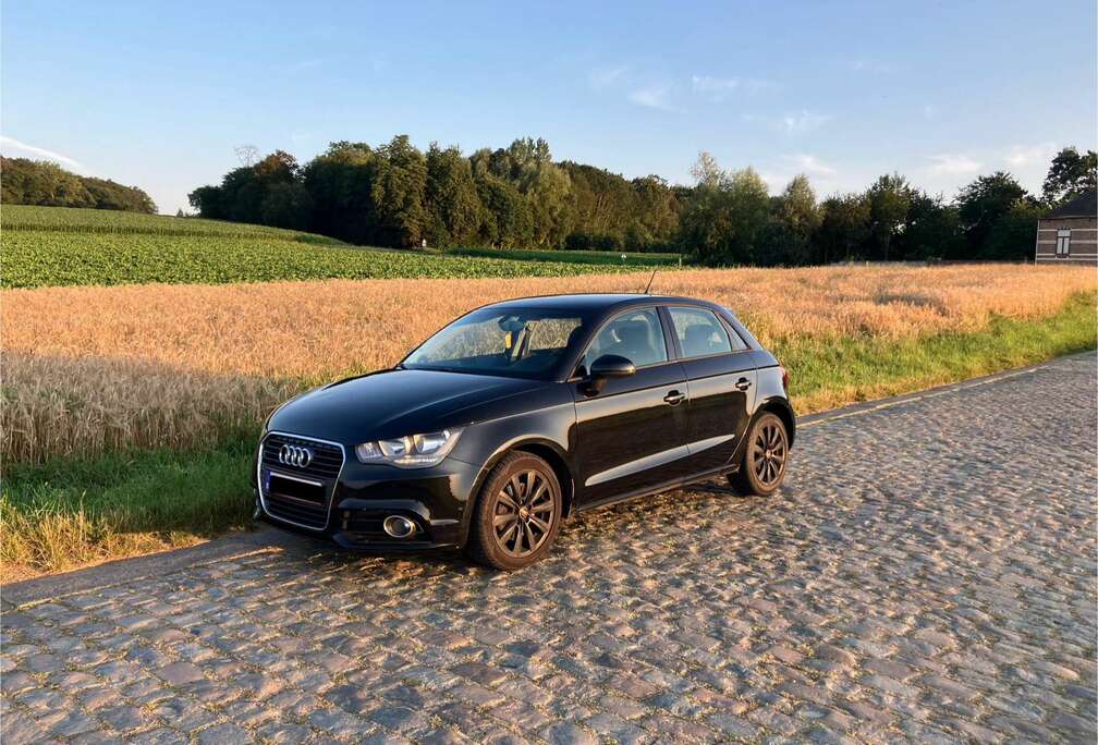 Audi Audi A1 avec CAR PASS