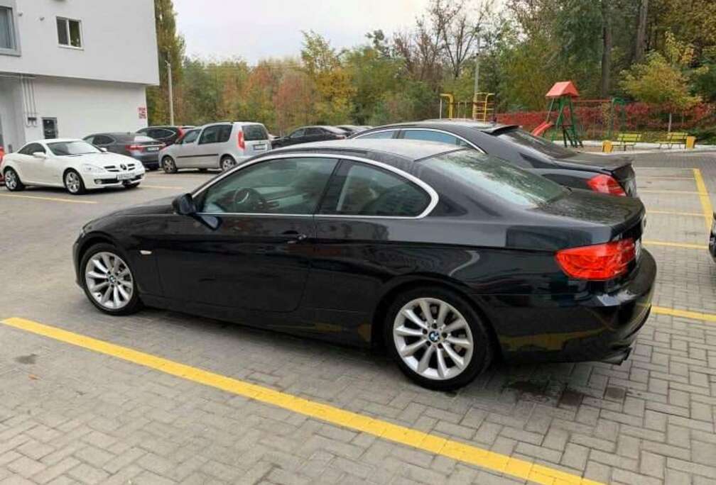 BMW 325i Coupe