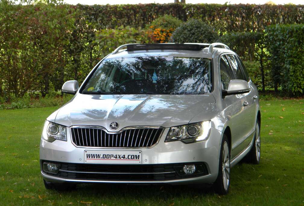 Skoda Superb SW 1.6 CR TDi Elegance 7990 € Distri ok