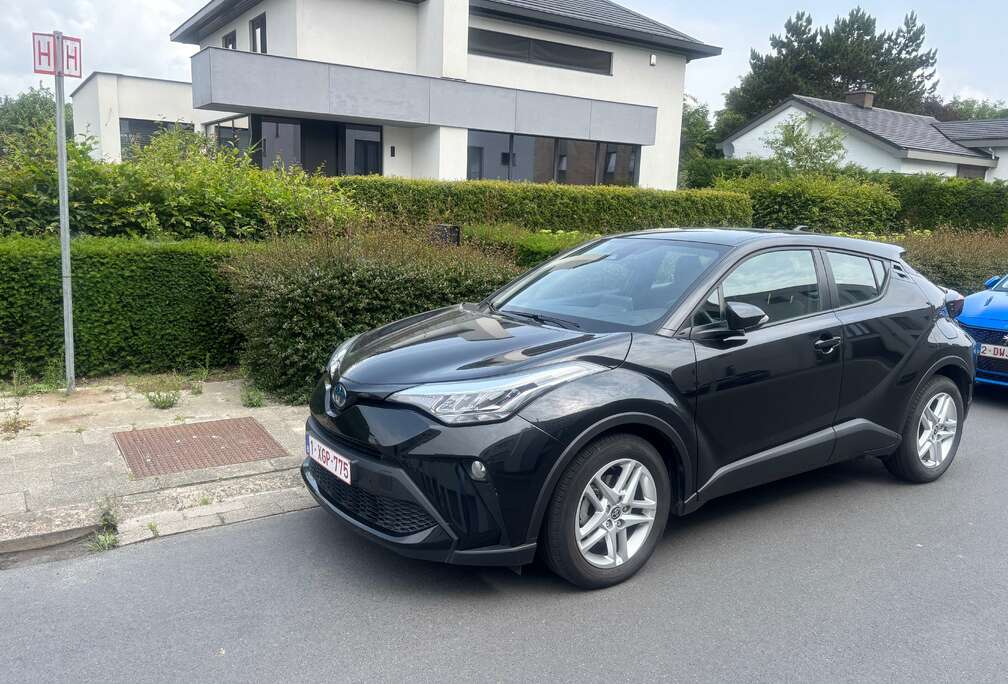 Toyota C-HR Hybrid Flow