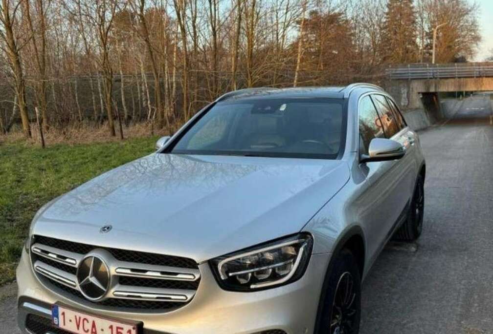 Mercedes-Benz d 4Matic 9G-TRONIC AMG Line