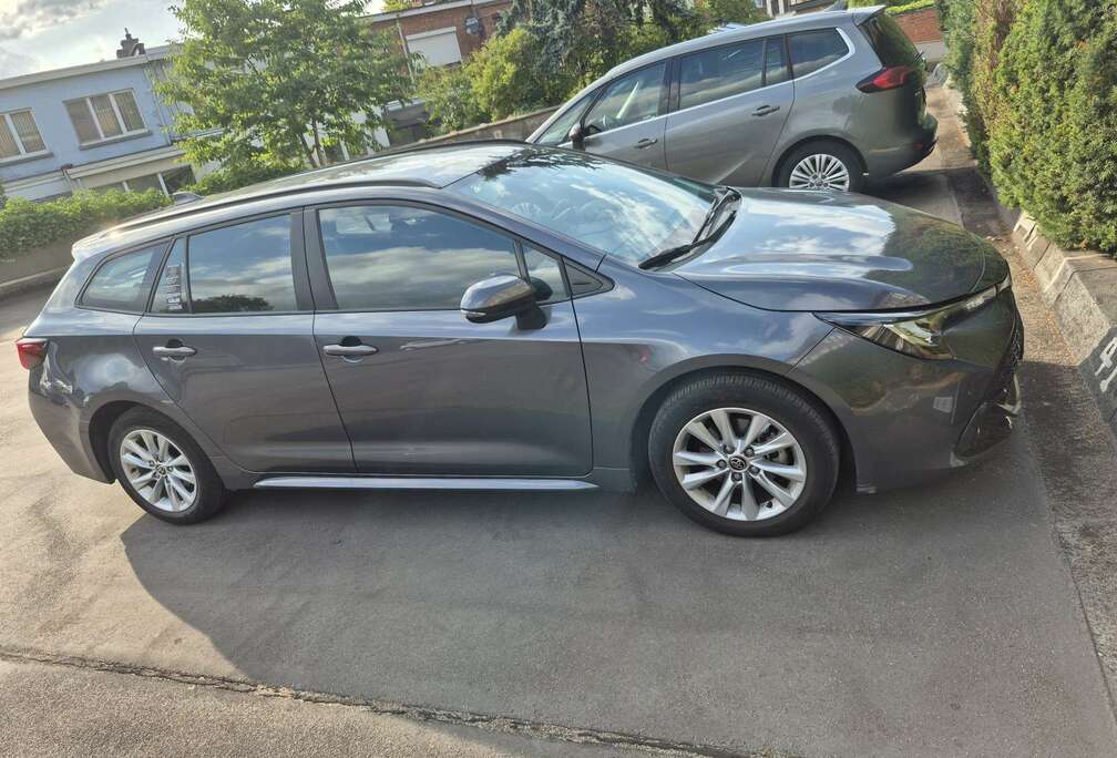 Toyota 1.8 Hybrid GR Sport