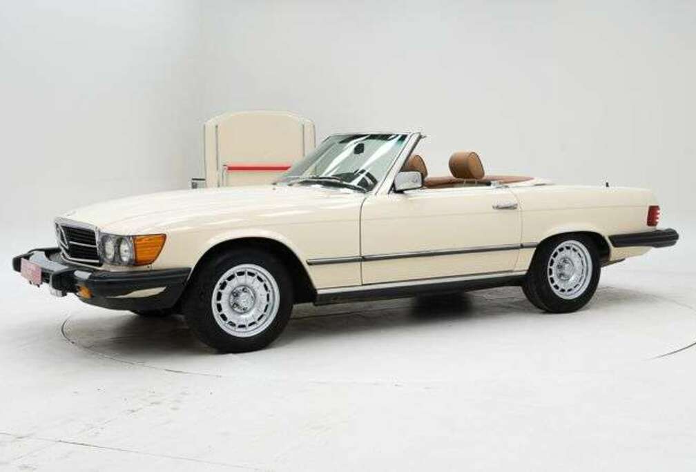 Mercedes-Benz + hardtop \'82 CH17339