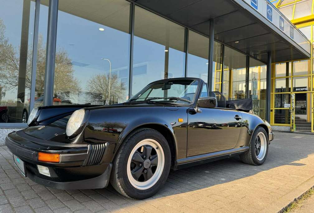 Porsche 911 Carrera Cabriolet